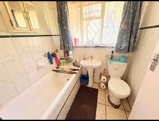 4 BEDROOM HOUSE FOR SALE IN SASOLBURG EXT 12